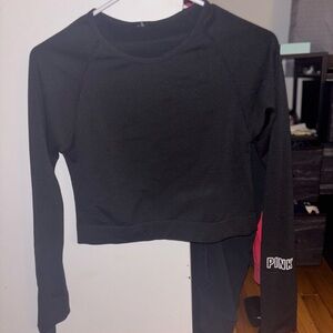 Black Long Sleeve Crop Top